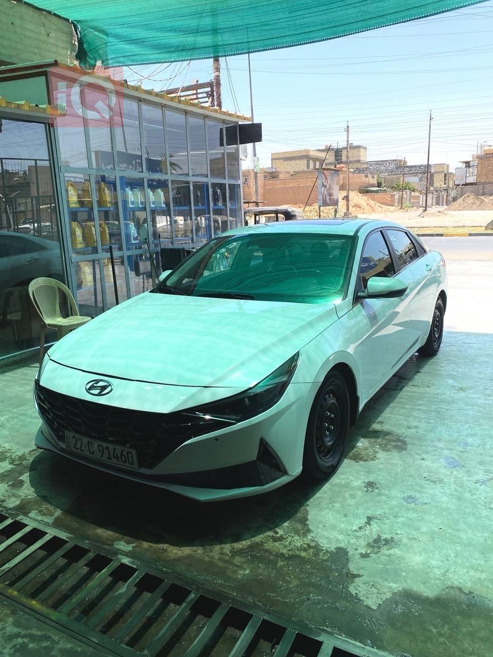 هیوندای ئەلەنترا